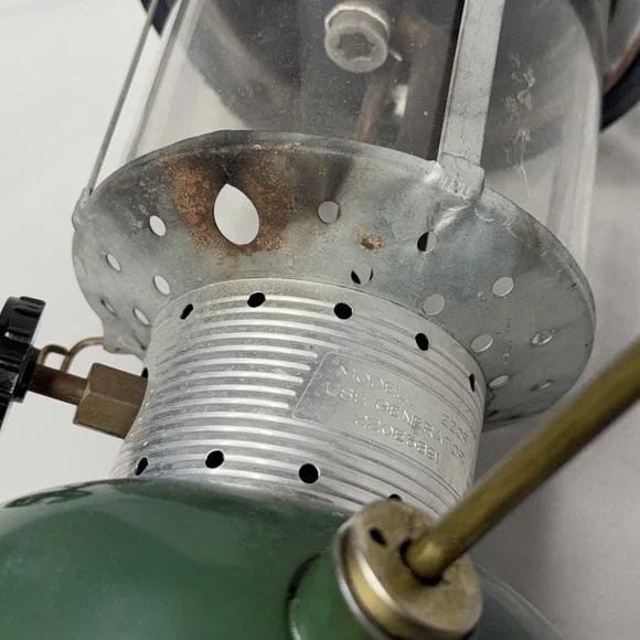 Vintage Coleman 220F Green Camping Outdoors Lantern Pyrex Globe USA Made 1967 - Picture 13 of 16